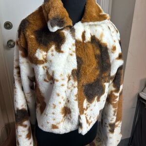 Missguided + Teddy Jacket in Brown and White